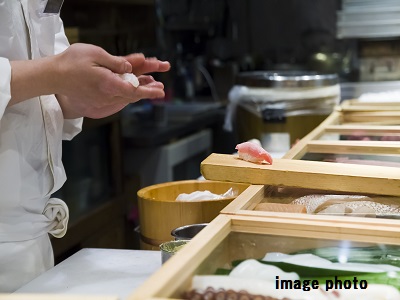 海外 寿司職人  シンガポール大手外食企業より寿司職人（副料理長候補）