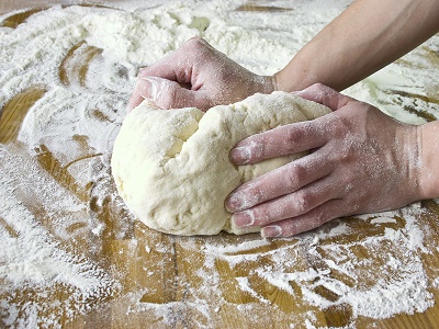 【パン製造　ブーランジェリー】有名ブランド ブーランジェリーでブーランジェ（製パン）