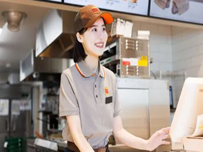 店長候補（2026年春卒または既卒第二新卒）|大手ファストフードチェーン