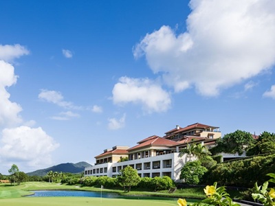 フロントスタッフ｜ラグジュアリー リゾートホテルのフロント業務