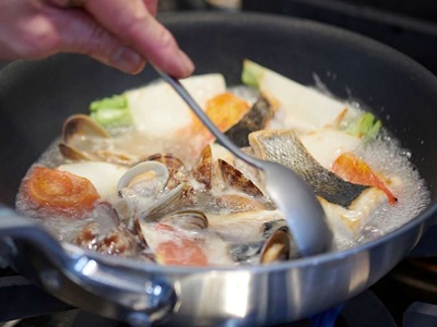 洋食調理スタッフ｜カジュアルフレンチ＆ベーカリーレストラン