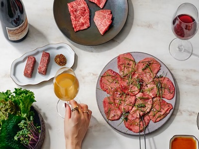 店長候補｜女性も嬉しい焼肉業態を展開